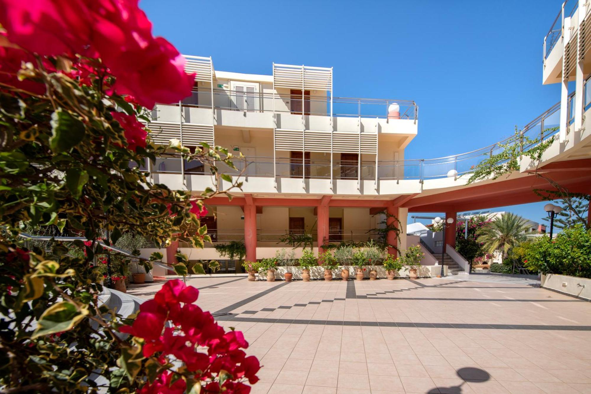 Hydramis Palace Beach Resort Georgioupoli Exterior photo