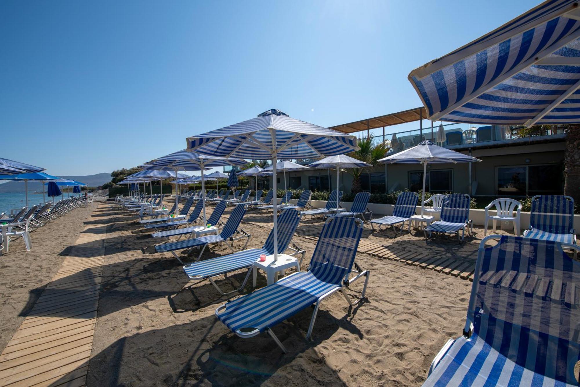 Hydramis Palace Beach Resort Georgioupoli Exterior photo