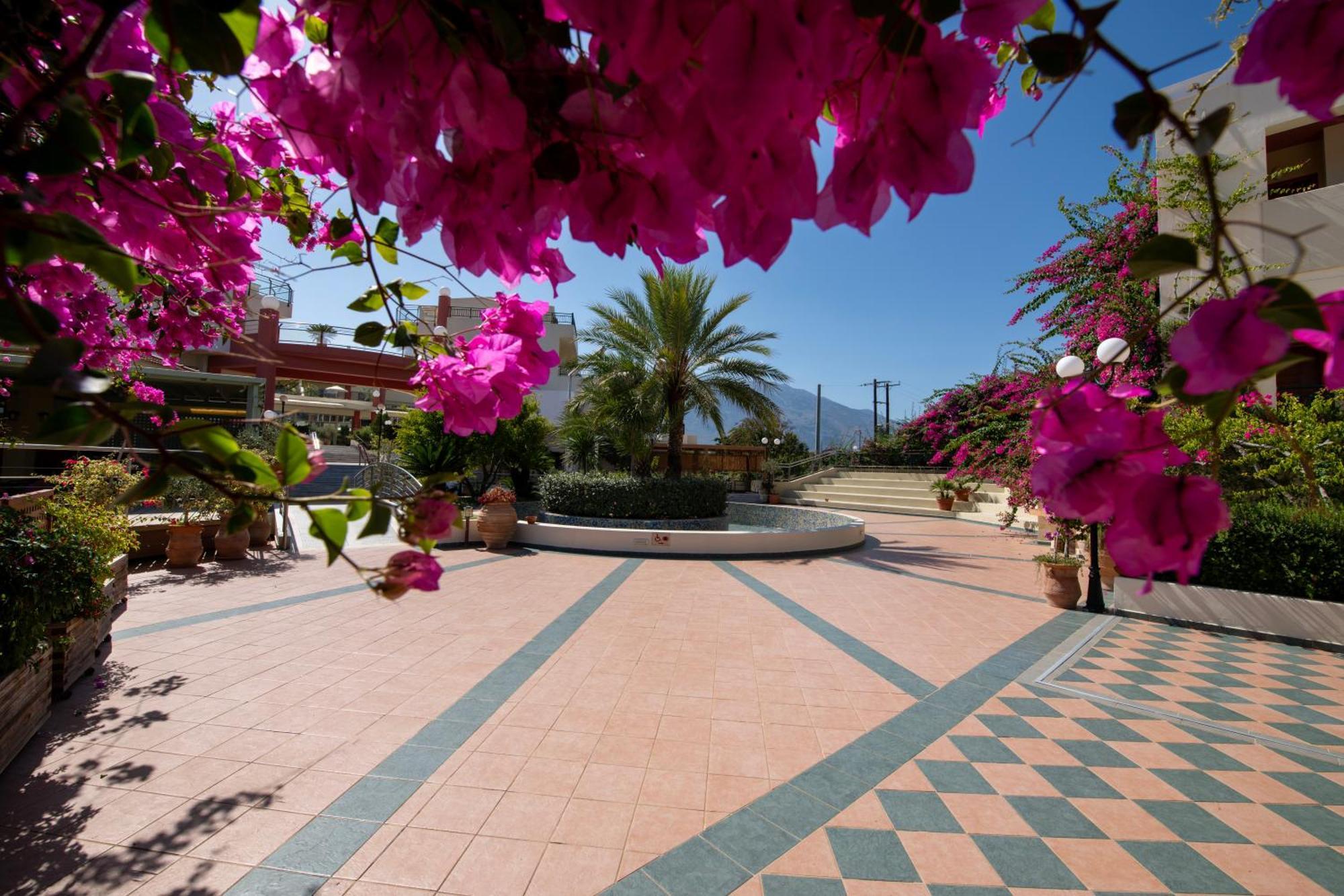 Hydramis Palace Beach Resort Georgioupoli Exterior photo