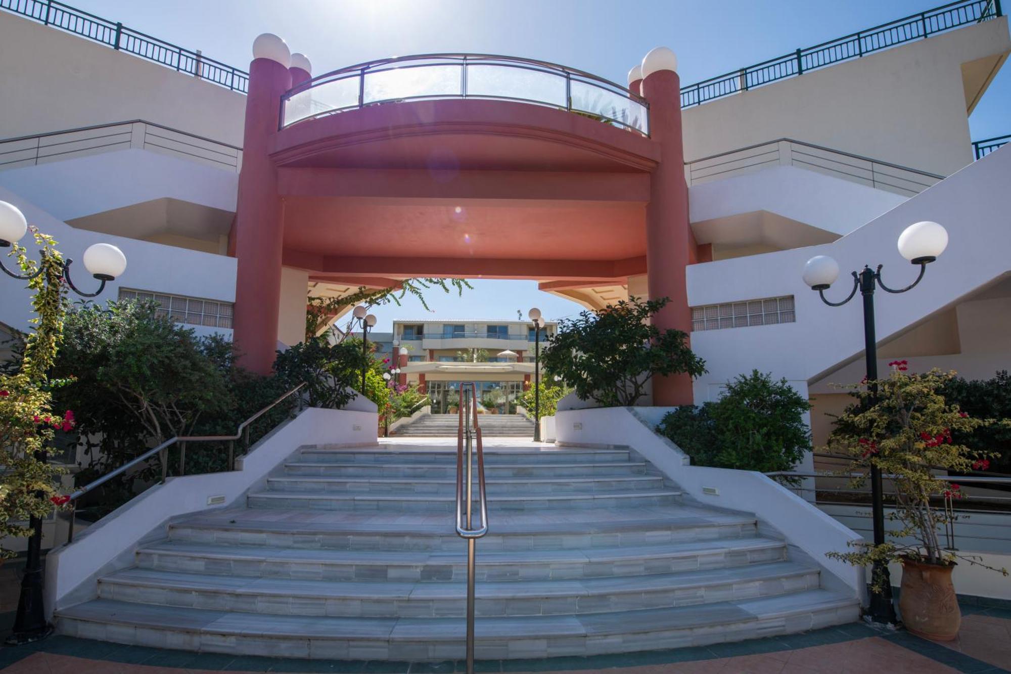 Hydramis Palace Beach Resort Georgioupoli Exterior photo
