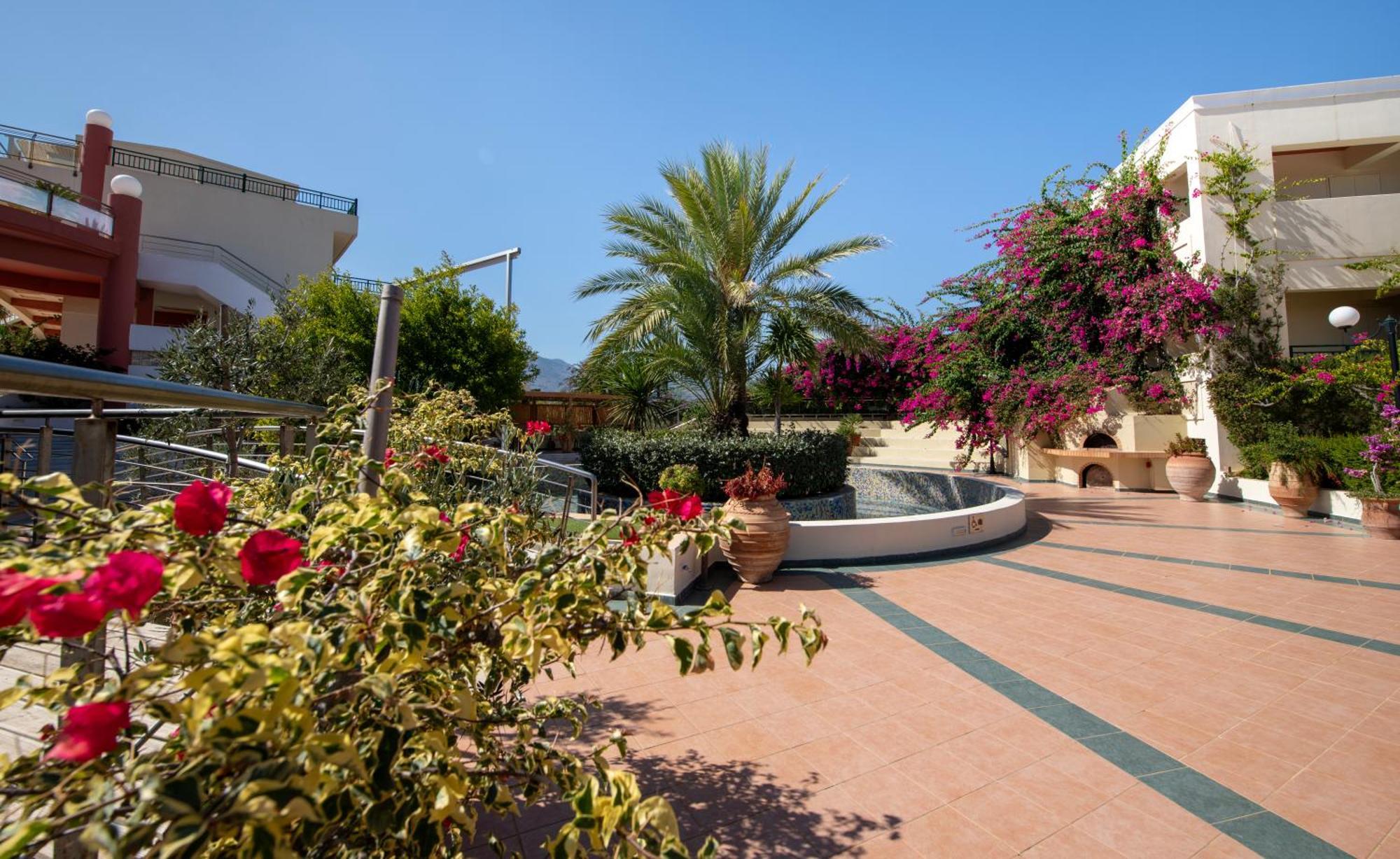 Hydramis Palace Beach Resort Georgioupoli Exterior photo
