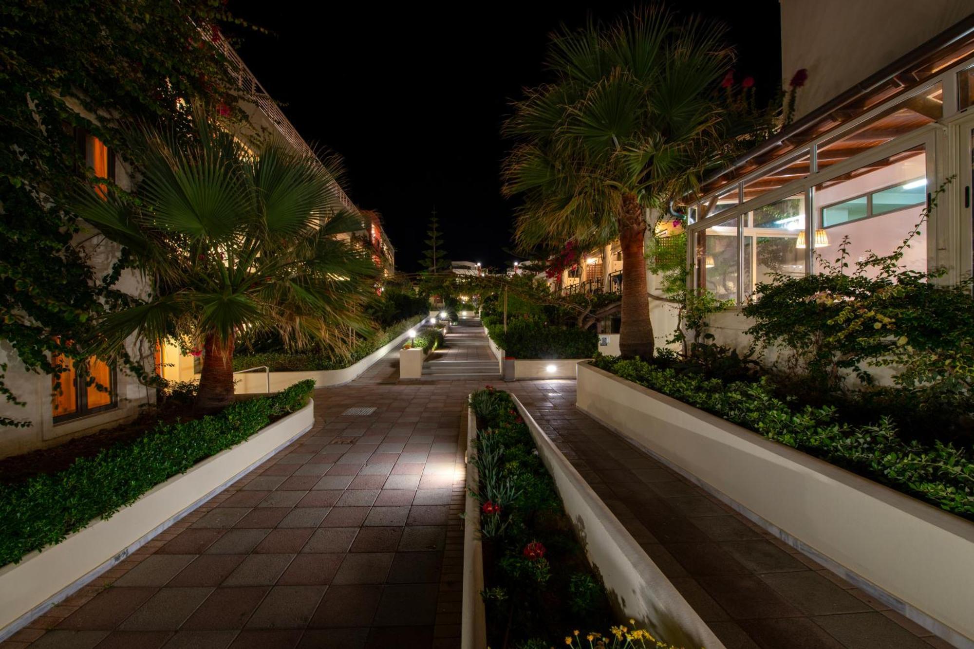 Hydramis Palace Beach Resort Georgioupoli Exterior photo
